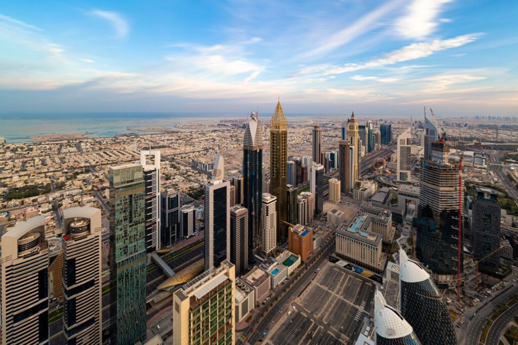 مزايا أرخص منطقة حرة في الإمارات